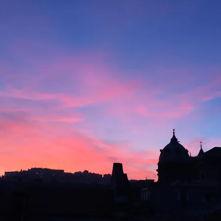 Apartamento Historical With Panoramic Terrace Nápoles