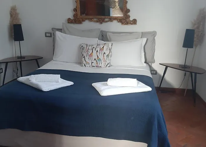 Historical With Panoramic Terrace Apartamento Nápoles