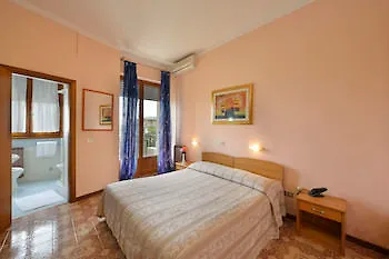 Panoramic Penthouse With Terrace Nápoly